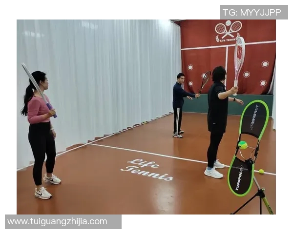 重庆网球队技术提升之路：聚焦网球训练与战术创新探讨